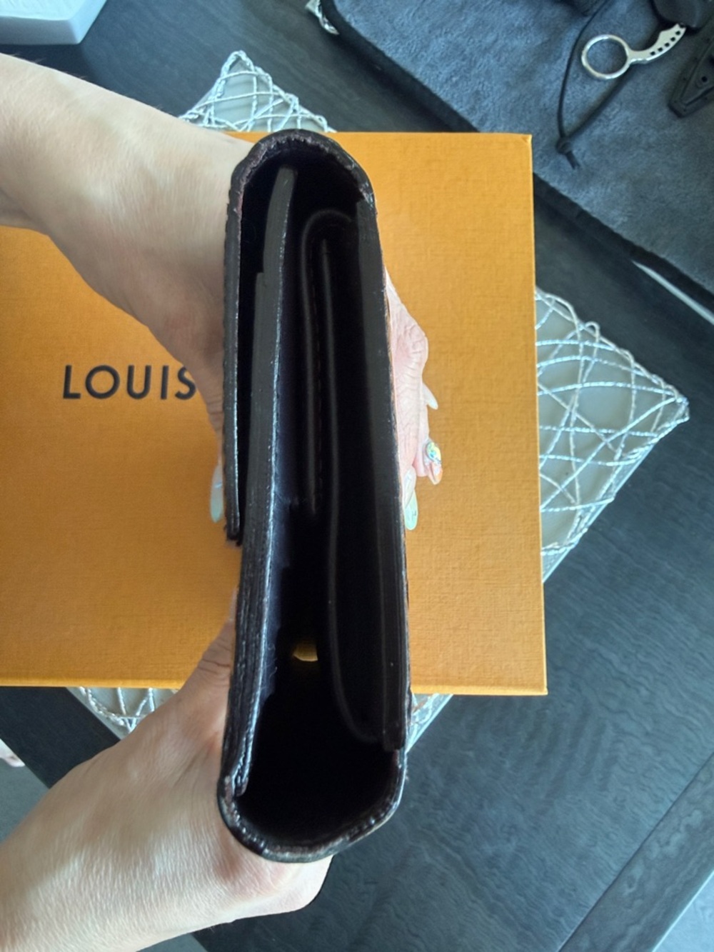 Louis Vuitton Vernis Patent Leather Long Wallet - Burgundy - Picture 9 of 9